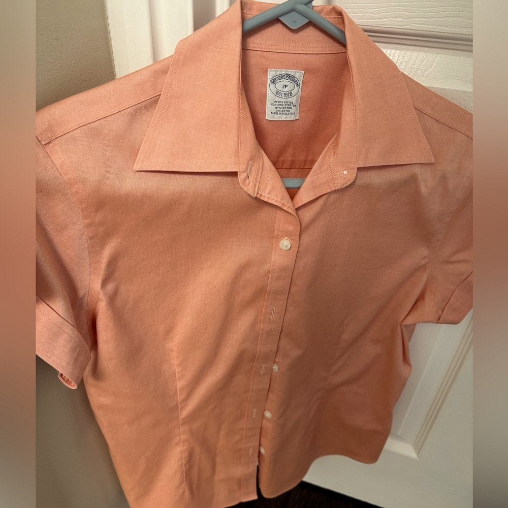 Like new Brooks Brothers short sleeve button down shirt